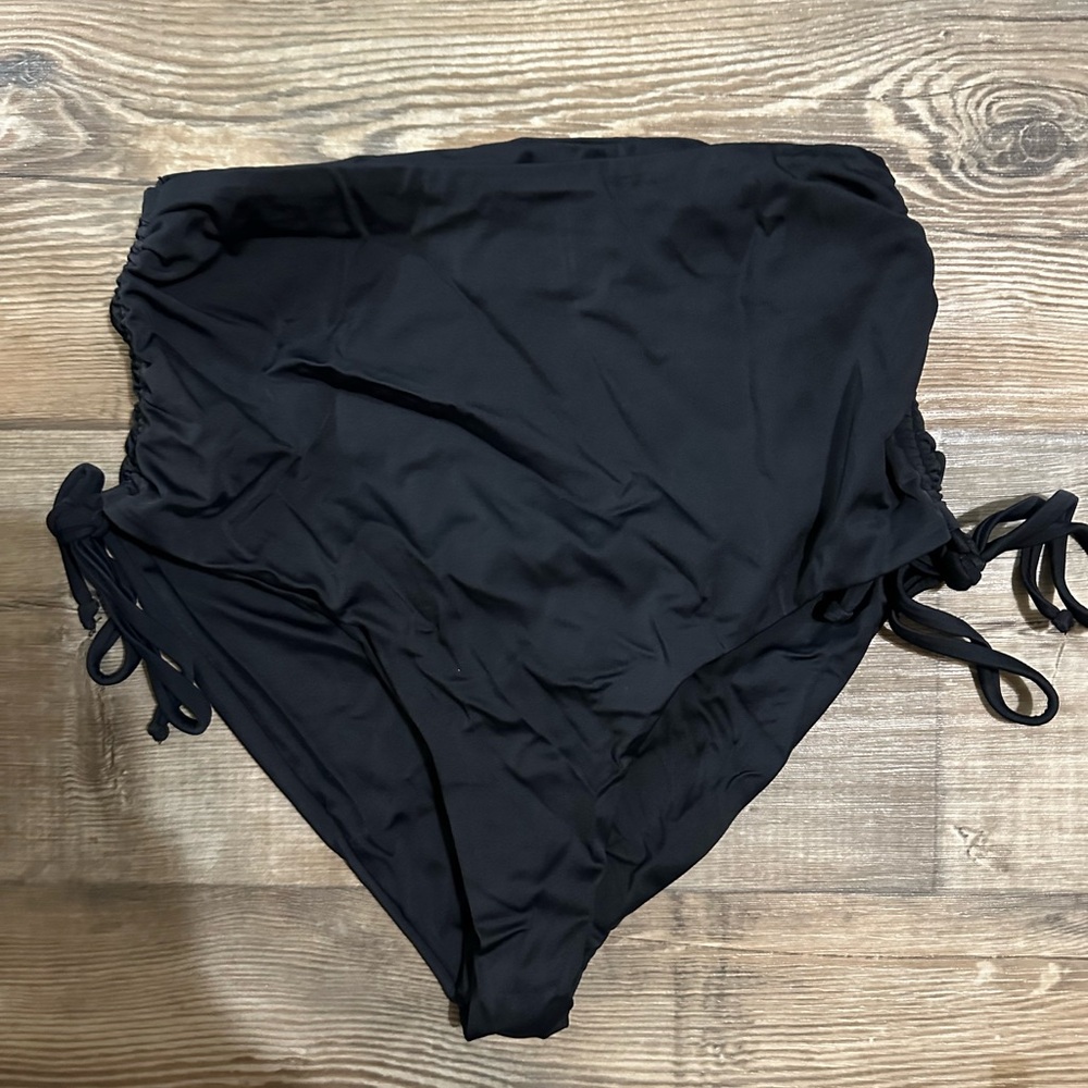 Alexis Black Fabric with Pink Logo